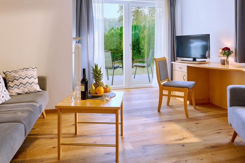 Wohnraum Ferienwohnung Gänseblümchen Stachl Waging am See Oberbayern